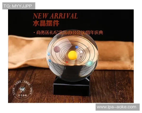 如图所示足球表面材料的构成及其对运动性能的影响分析